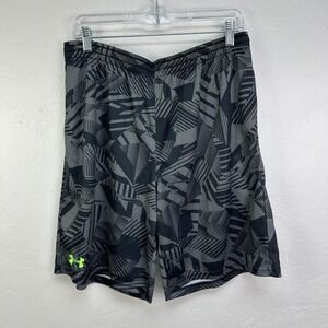 Under Armour Shorts Mens Medium Black Gray Loose Fit Athletic Geometric Print